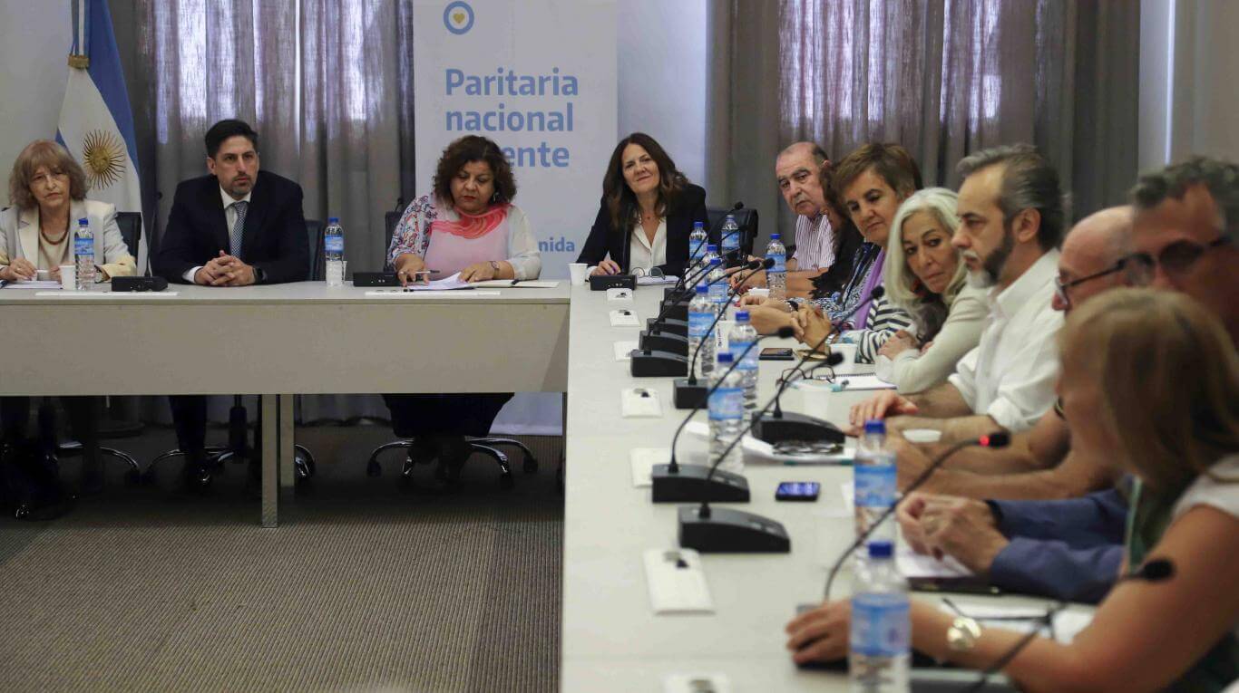 Paritaria nacional docente: el Gobierno recibe a los gremios y definiría el aumento salarial