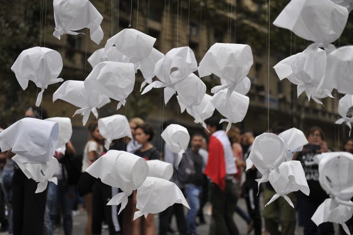 El 24 de marzo sin marchas pero con un pañuelazo en redes sociales