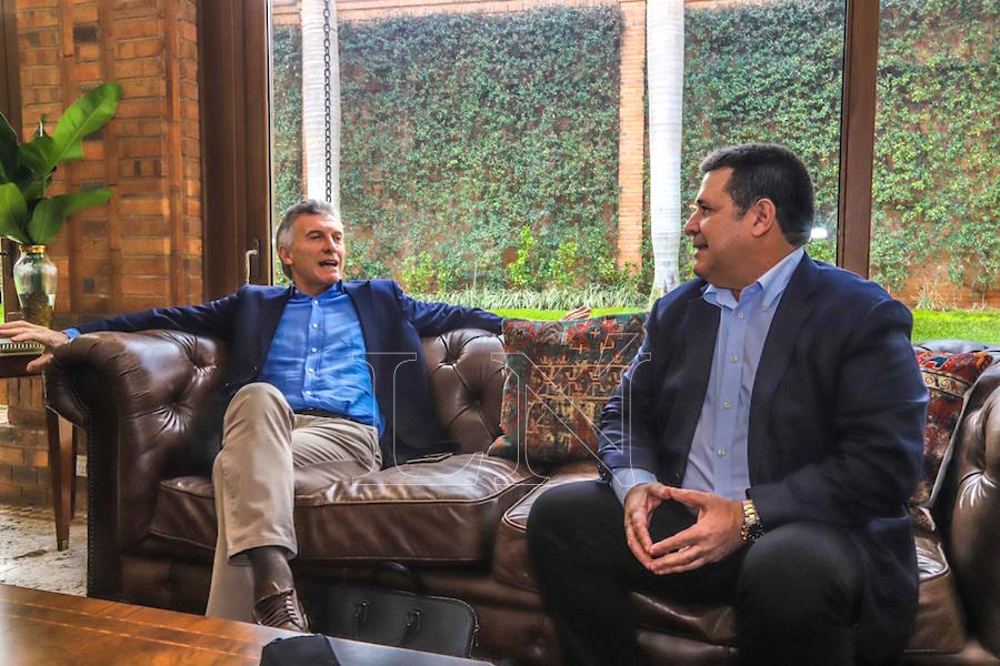 Cartes y Macri conversaron sobre la crisis regional y el Mercosur