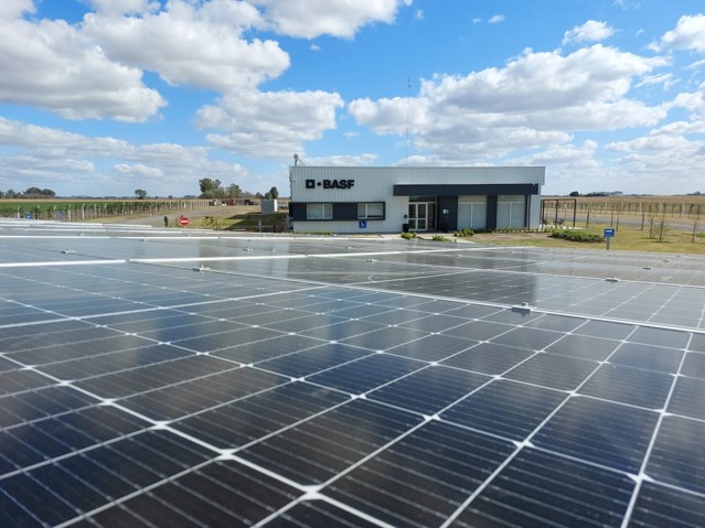 BASF avanza en autosustentabilidad energética con paneles solares en su centro de I&D en Agro