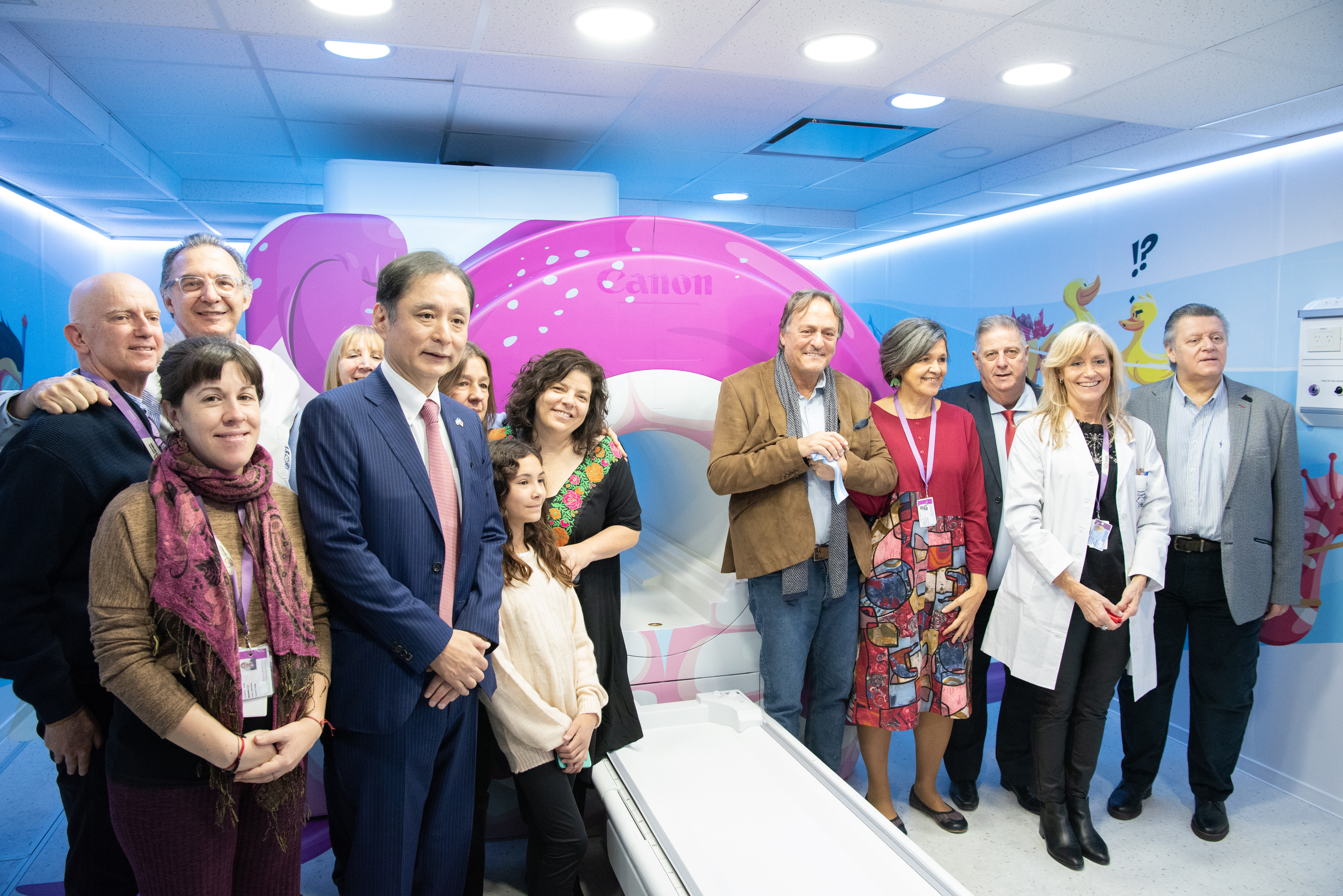 El Garrahan inauguró un nuevo resonador magnético donado por Japón